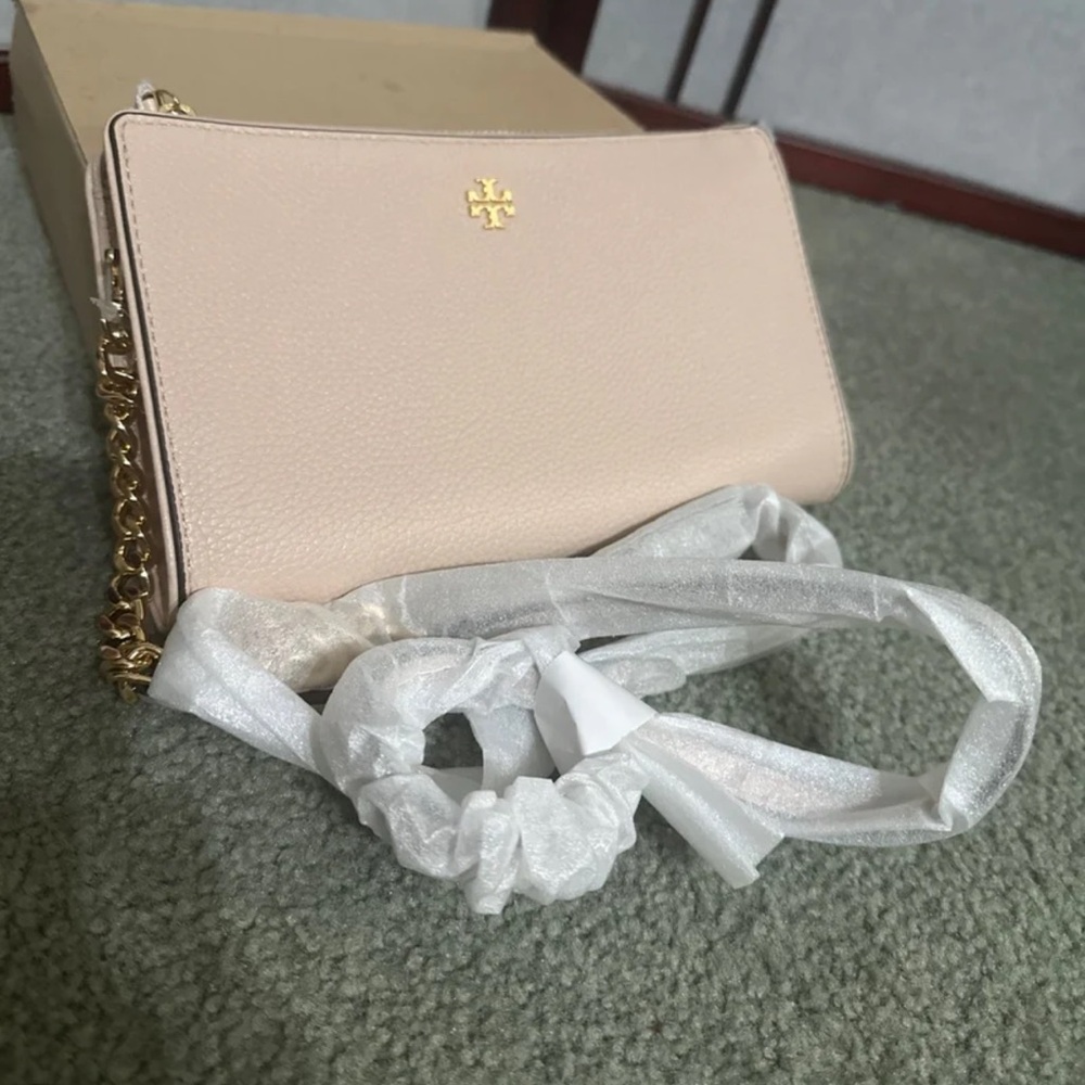Tory Burch Carter Slim Crossbody Bag